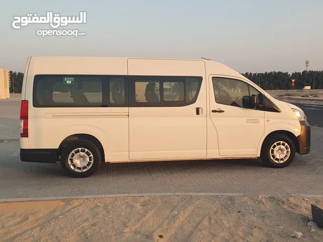 تويوتا هايس 2022 خليجي الفطيم صبغ وكالة بحالة الوكالة نظيفة جداً مثبت سرعة ABS