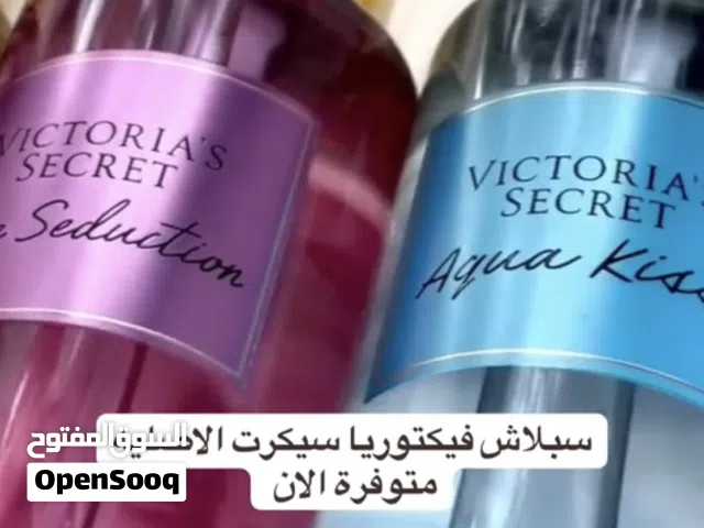 سبلاش Victoria’s Secret هو بخاخ معطر للجسم بخفة ومنعشة من علامة فيكتوريا سيكريت العالمية