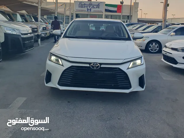 Toyota yaris 2024 1500cc Gcc sedan Full automatic DVD