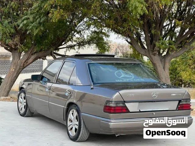 مرسيدس بطه 1990 محرك 2000 اصلي الشركه