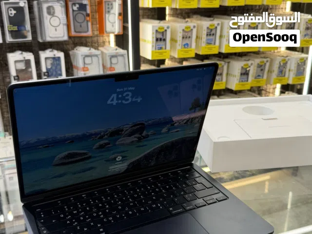 MacBook Air 13-inch with Apple M3 chip // ماك بوك اير  13 انش