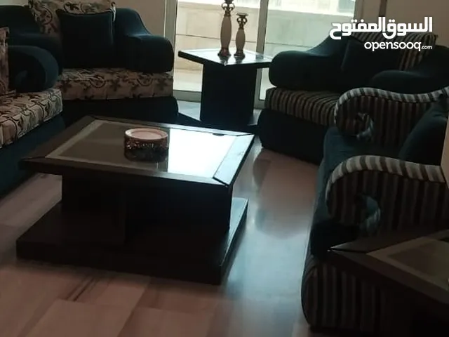 طقم جلوس 7 مقاعد بحالة الوكالة