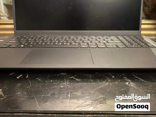 Dell Vostro 15 3530