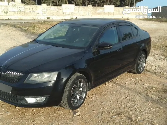 سكودا اوكتافيا 2014 للبيع بسعر مغري ، الرجاء من التجار عدم الاتصال