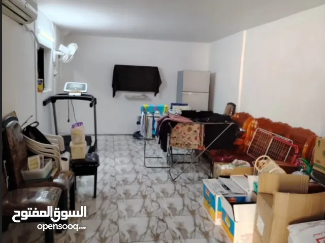 House & Rooms for rent