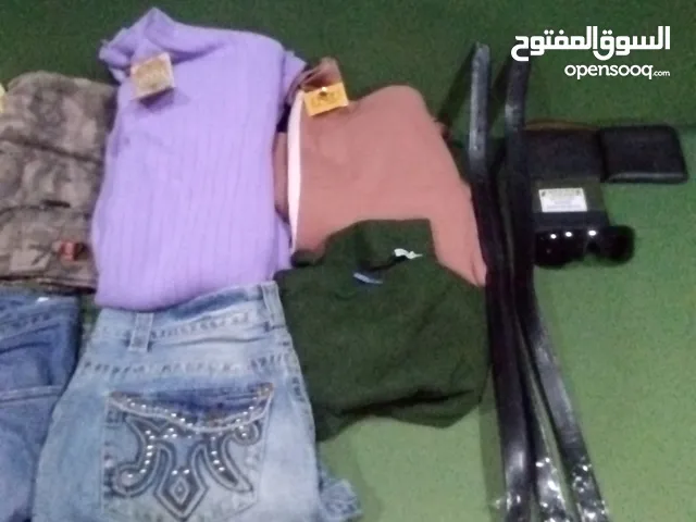 للبيع في الخامس خلف المستشفى الاستشاري