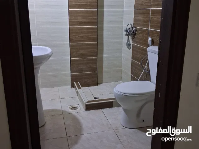 100 m2 3 Bedrooms Townhouse for Rent in Zarqa Al Tatweer Al Hadari Rusaifah