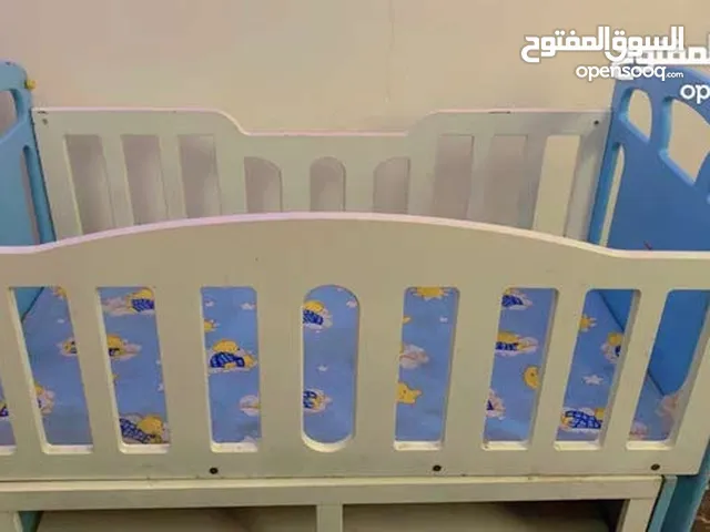 طريقة فتح سرير الاطفال