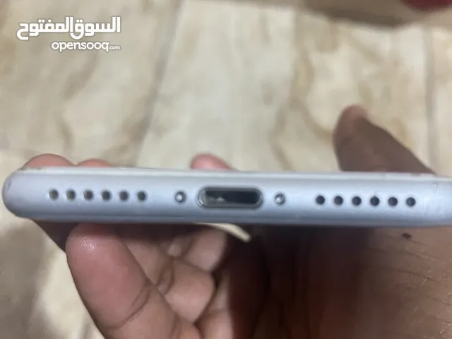 iPhone 8عادي جيجا 64 البطارية 74 ألون ابيضّ معالج M سعر 350