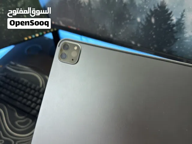 Apple iPad pro 4 128 GB in Al Batinah