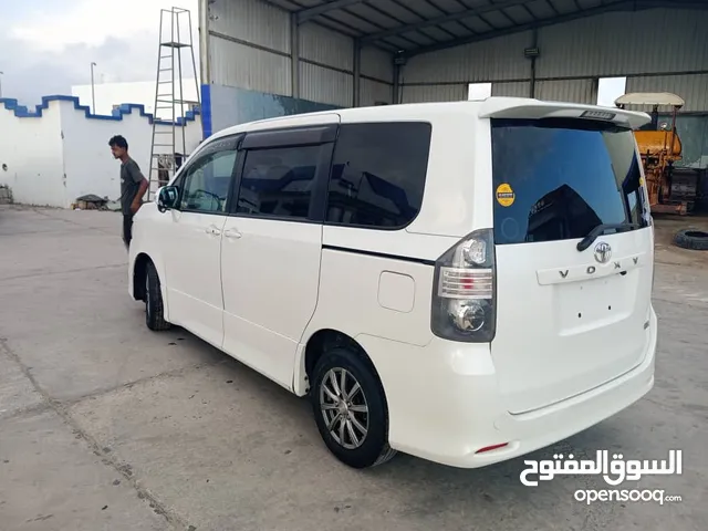 Used Toyota Voxy in Al Mukalla