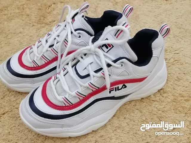 38 Sport Shoes in Amman