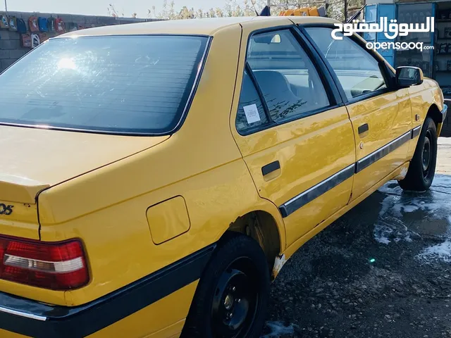 سيارة بيجو 405