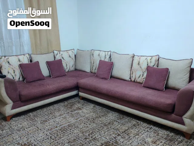 طقم كورنر بحالة ممتازة للبيع