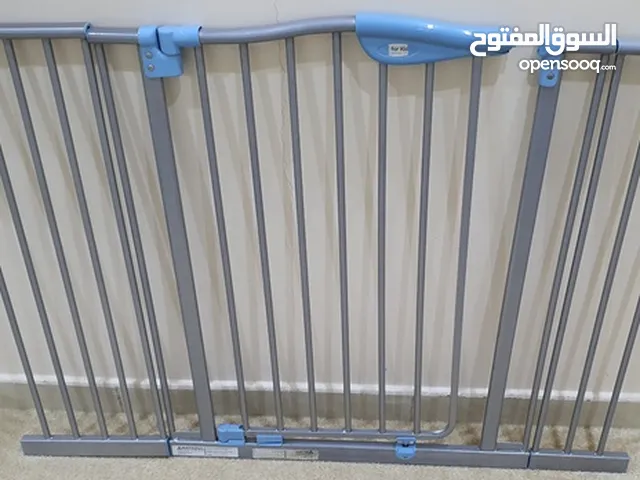 حاجز باب للأطفال