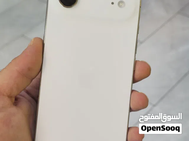 Iphone  17Air   256GB   Battery  100 بحالة الوكالة ولا خدش