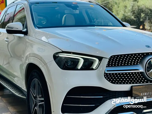 جيب مرسيدس GLE 300b السيارة ب