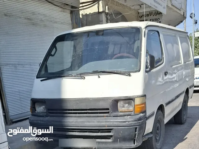 باص تويوتا هايس 1995 للبيع في اربد.