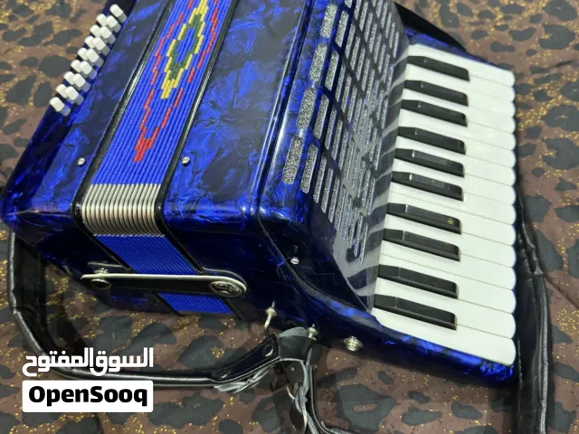 Blue Accordion Baronelli Rossetti . اكورديون ازرق بارونيلي روزيتي للبيع