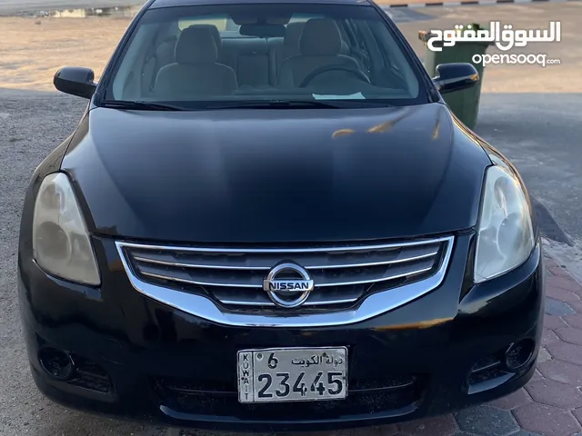 Used Nissan Altima in Mubarak Al-Kabeer