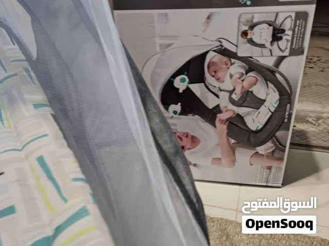 كرسي طفل هزاز للبيع