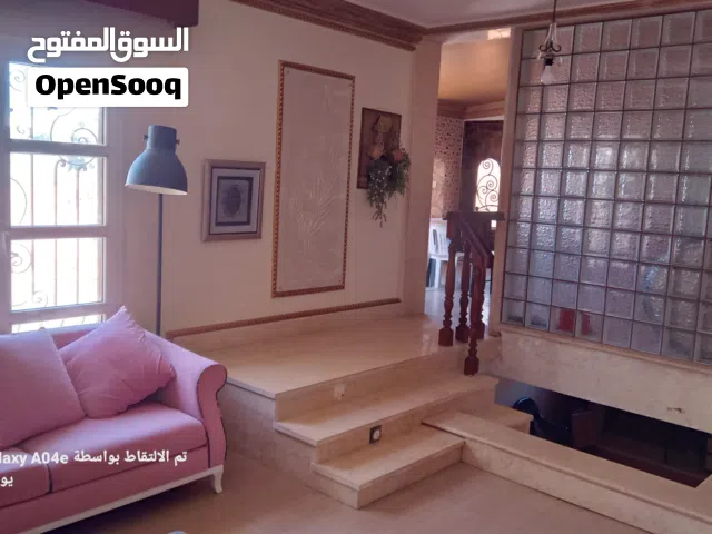 220 m2 3 Bedrooms Villa for Rent in Benghazi Al Hawary