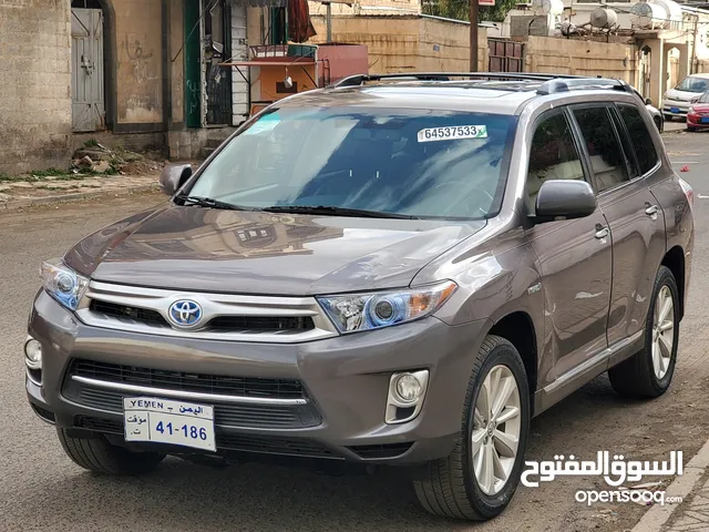 Used Toyota Highlander in Sana'a