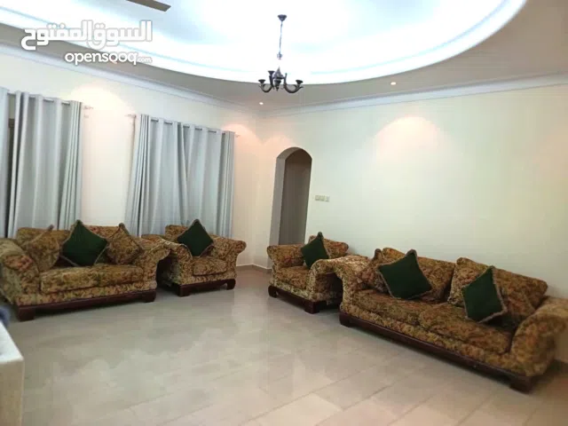 طقم كنب 7 اشخاص