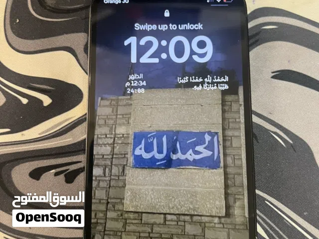 ايفون 12 عادي استعمال خفيف بطاريته 81 64قيقا التلفون نضيف استعملته اقل من سنه سبب البيع الحاجه فقط