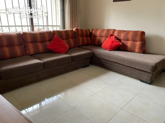 كنب زاويه corner بحاله جيده جدا