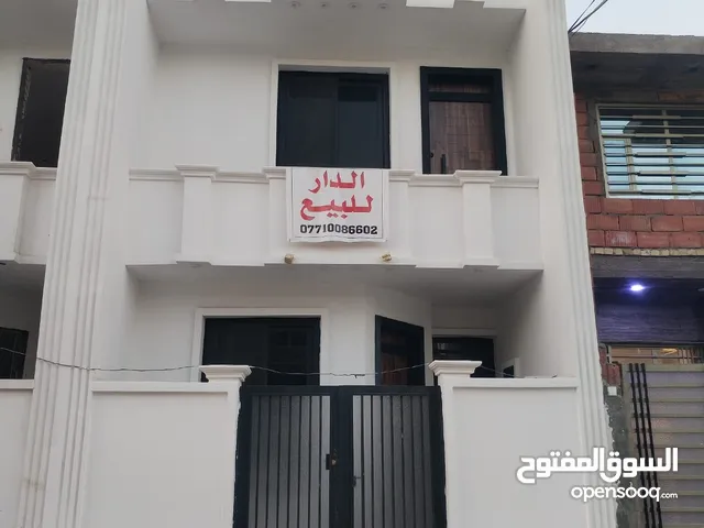 سلام عليكم بيت للبيع الدوره حي دجله مساحه 80 متر واجه 5 ونزال 16 شارع 22 ثلاث طوابق 4 غرف نوم 2 حمام