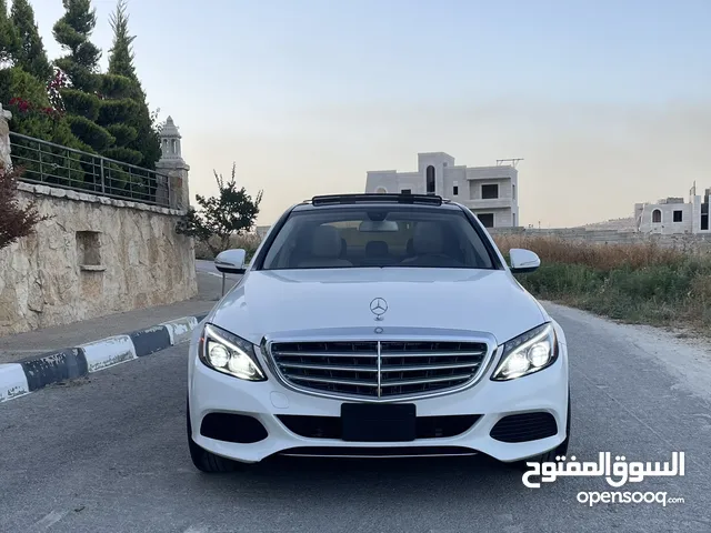 ᄉ Mercedes-Benz C300 2016