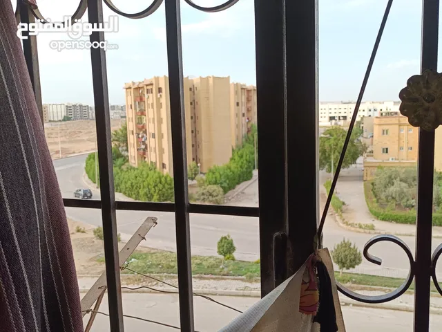 90 m2 3 Bedrooms Apartments for Sale in Giza 6th of October