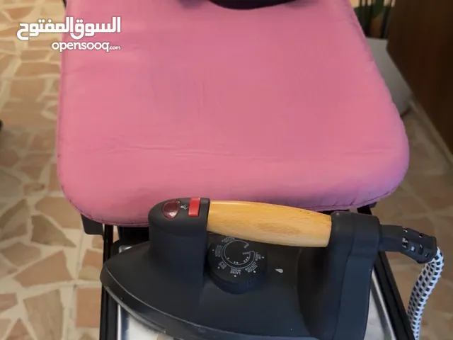 مكواه بحاله ممتازه جدا ومكنسه ممتازه استعمال خفيف بتسحب المياه واستعمالات اكتر للبيت السعر