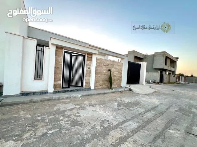 0 m2 3 Bedrooms Townhouse for Rent in Tripoli Al-Serraj