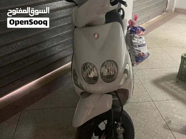 Yamaha modèle 2012 2tn blanc