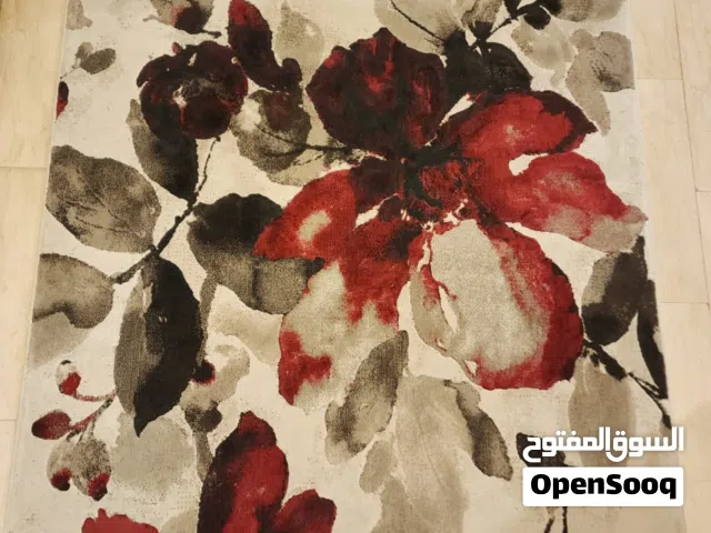 موكيت وتلاتة قطع ممرات