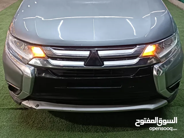 ميتسوبيشي اوتلاندر 2017