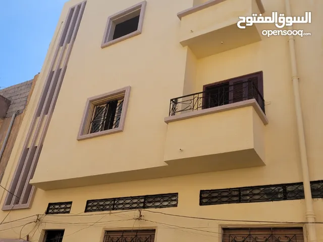 190 m2 3 Bedrooms Townhouse for Sale in Benghazi As-Sulmani