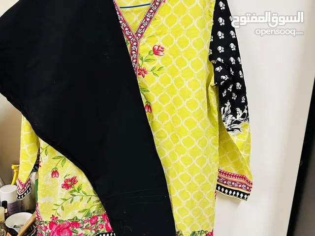 Lawn cotton two peice suit Floral embroidered Kurta - Elevate Your Ethnic Wardrobe! 20 inches chest