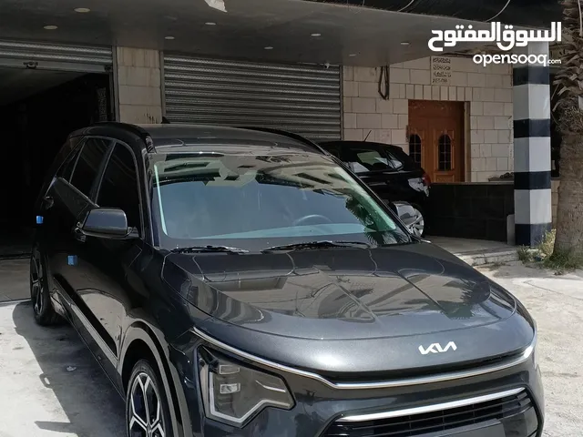 كيا نيرو 2023