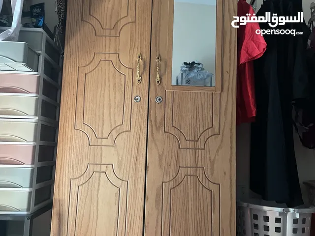 2 doors cupboard