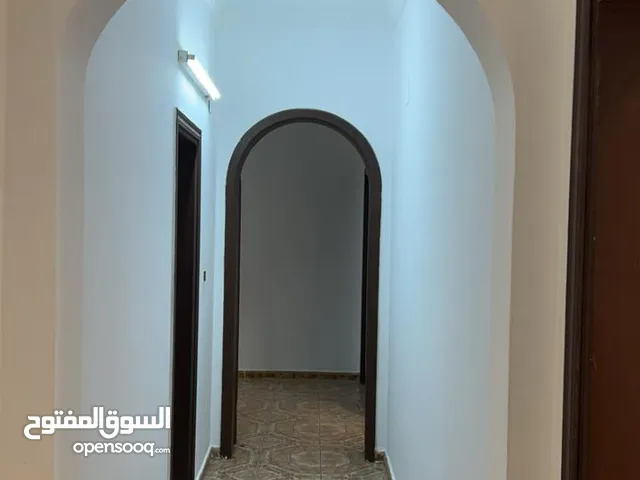 240 m2 5 Bedrooms Apartments for Rent in Jeddah As Sulimaniyah