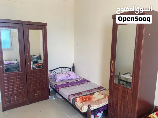 لمحبي الهدوء والخصوصيه متوفر بالنعيميه 1 سكن شباب نظيف و هادئ غرفه واسعه 4 سراير سينجل