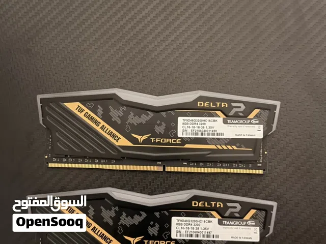 للبيع رامات DDR4 16GB قابل للتفاوض