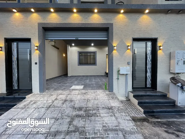 220 m2 More than 6 bedrooms Apartments for Sale in Khamis Mushait Al Raqi
