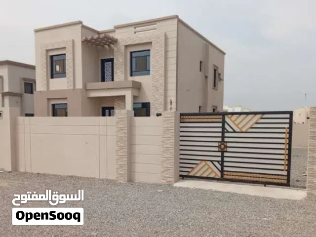 للإيجار / فله جديده ف المصنعه / الملده غير مسكونه سابقا وقريب من الجسر الجديد ومركز الصحي.