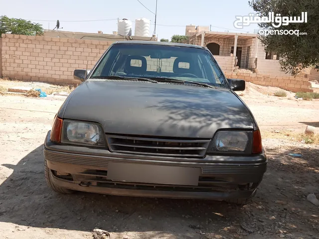 سياره اوبل كادت