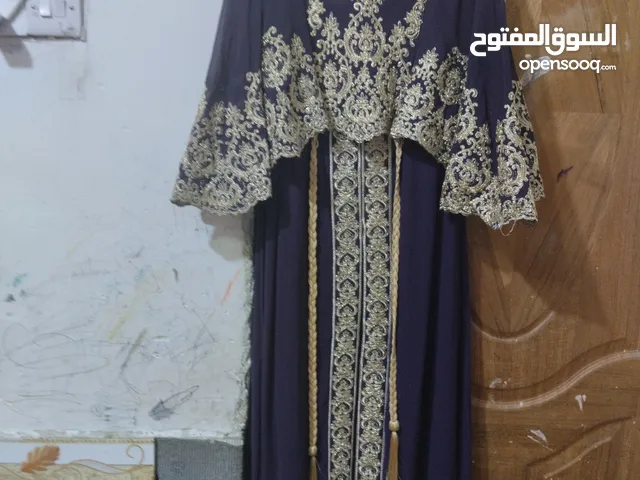 يوجد لدينا جميع انواع الطعام الحلويات المعجنات كيك خبز بيت تمور بطعم مختلف دوالمه دونت حلاوت سمي