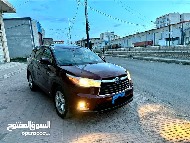 Used Toyota Highlander in Sana'a